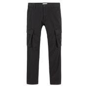 Pantalón cargo corte skinny